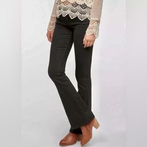 BDG Mid Rise Roadie Boot Bootcut Black Denim Jeans